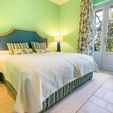 Chateau La Martinette Holiday home *
