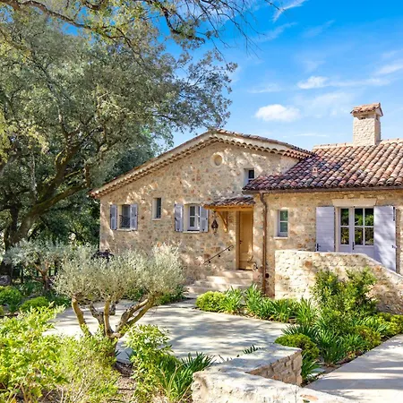 Holiday home Chateau La Martinette *